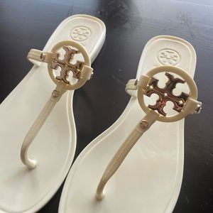 Mini miller jelly thong sandals